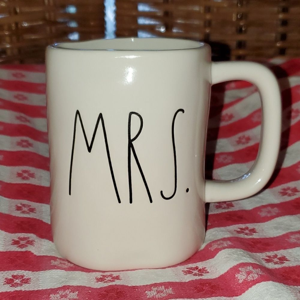 Rae Dunn by Magenta MRS. Mug Cup NWT